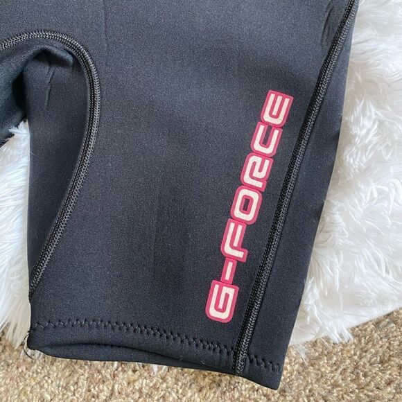G-FORCE Wetsuit Shorts One Piece Size JM Girl Medium Black Pink - Picture 5 of 14